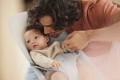 pol_pl_BABYBJORN-lezaczek-BLISS-WOVEN-Jasny-szary-melanz-34198_8.jpg