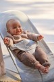 pol_pl_BABYBJORN-lezaczek-BALANCE-SOFT-MESH-Szary-Bialy-9872_2.jpg