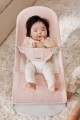 pol_pl_BABYBJORN-lezaczek-BALANCE-SOFT-MESH-Rozowy-Bialy-16959_5.jpg