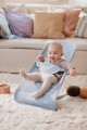 pol_pl_BABYBJORN-lezaczek-BALANCE-SOFT-MESH-Niebieski-Bialy-16960_5.jpg