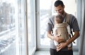 pol_pl_BABYBJORN-MINI-Woven-nosidelko-bezowe-33978_14.jpg