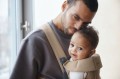 pol_pl_BABYBJORN-MINI-Woven-nosidelko-bezowe-33978_12.jpg