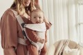 pol_pl_BABYBJORN-MINI-3D-Jersey-nosidelko-Jasny-bez-30840_12.jpg