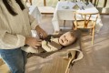 pol_pl_LEANDER-Newborn-Seat-do-krzeselka-do-karmienia-Louie-TM-i-Classic-TM-Mocca-35560_22.jpg